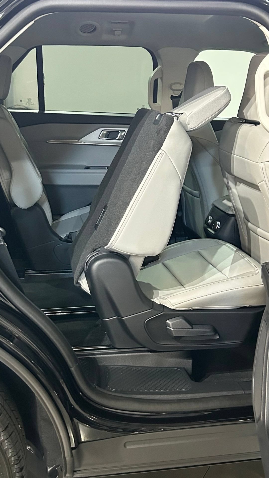 New 2026 Ford Explorer Active w/ Active Comfort Package AWD/4WD image 67