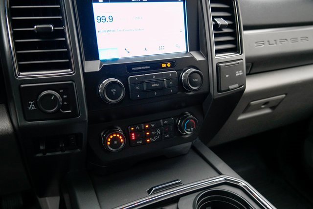 Used 2019 Ford F250 XLT w/ XLT Premium Package image 21