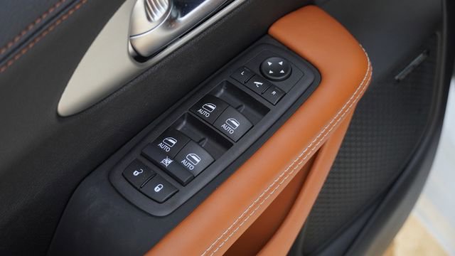 New 2026 Chrysler Pacifica Pinnacle FWD image 23
