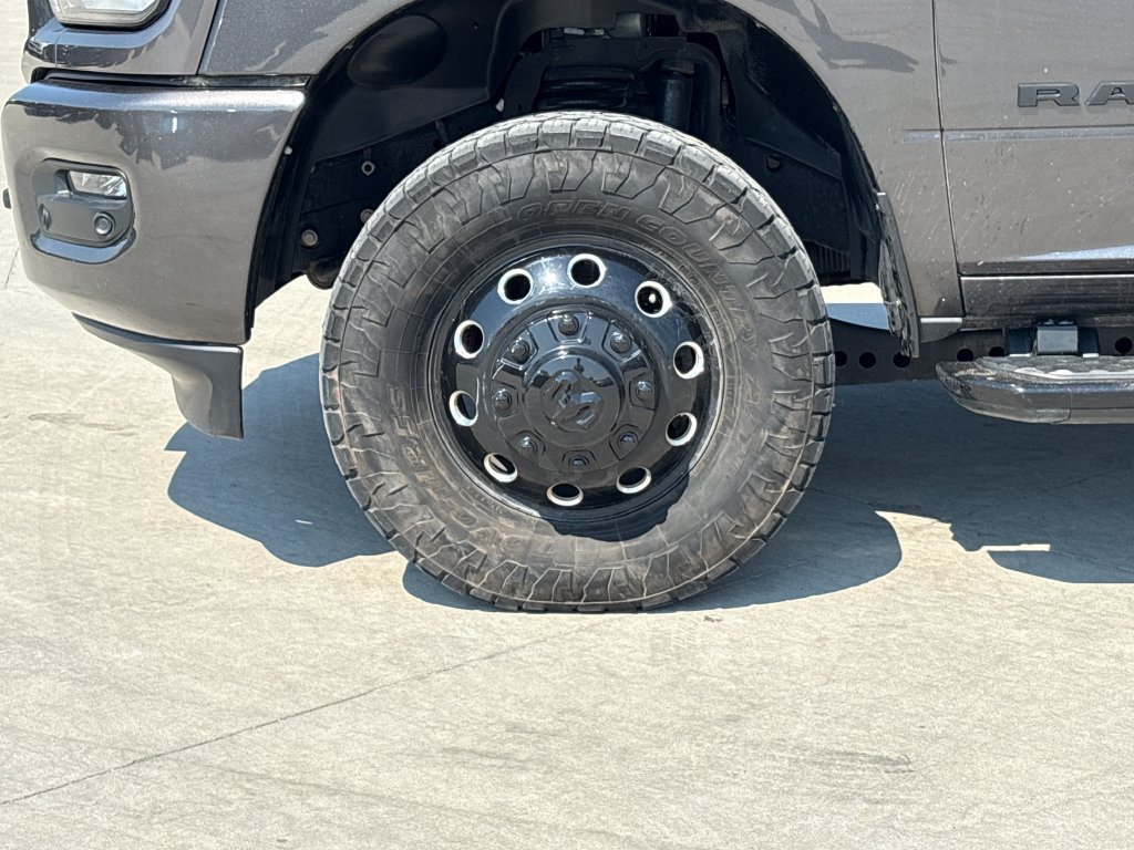 Used 2024 RAM 3500 Laramie w/ Night Edition AWD/4WD image 39