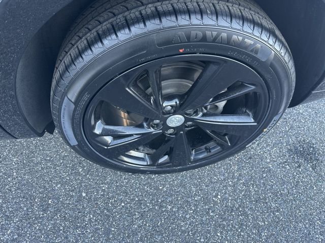 Used 2021 Buick Envision Essence w/ Technology Package I image 27