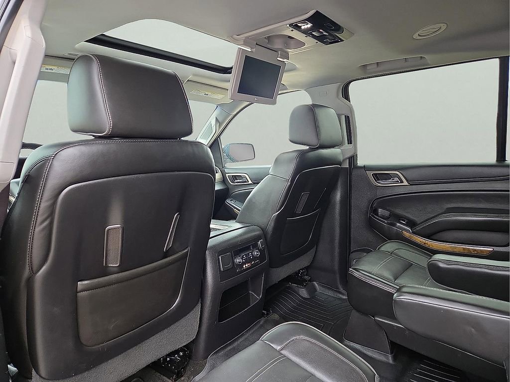 Used 2016 GMC Yukon XL Denali w/ Open Road Package AWD/4WD image 12