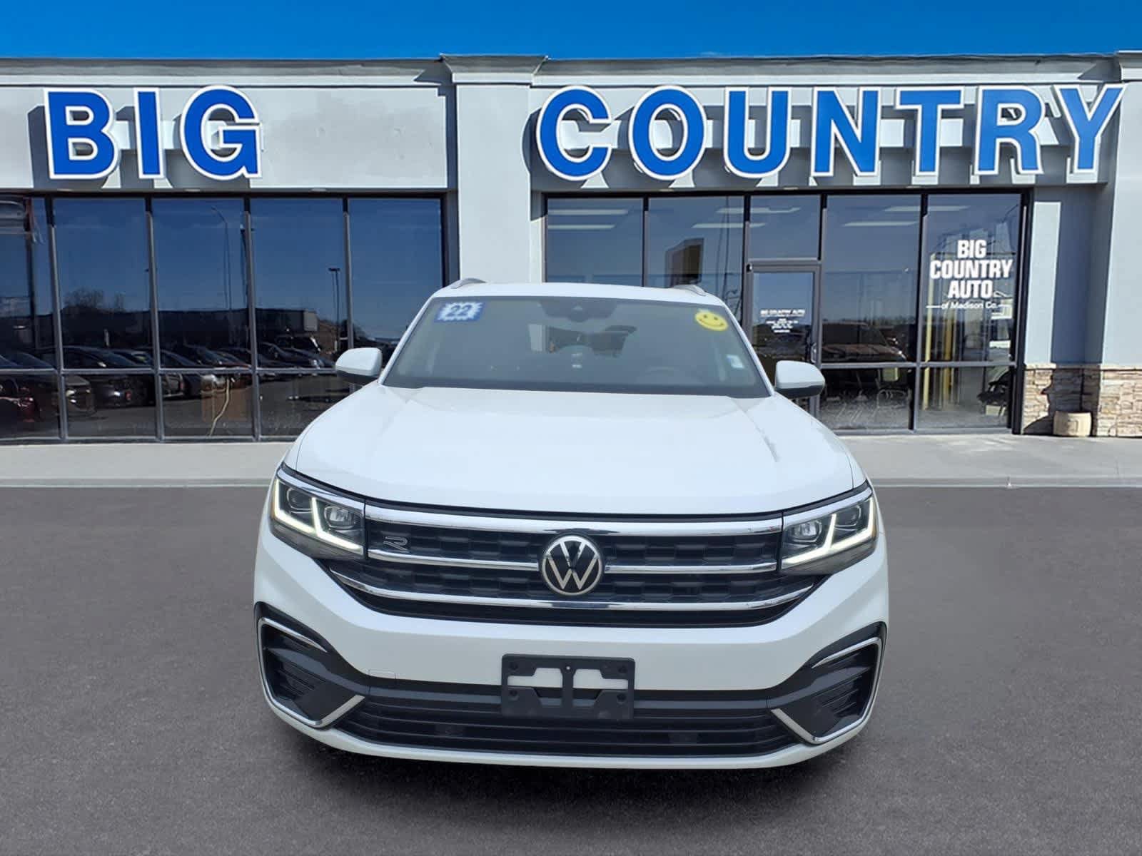 Used 2022 Volkswagen Atlas Cross Sport SEL R-Line AWD/4WD image 2