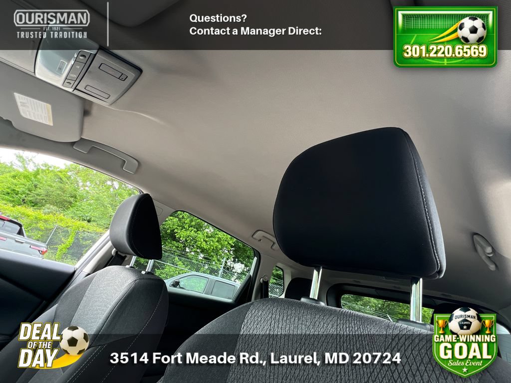 Used 2024 Nissan Rogue SV AWD/4WD image 17