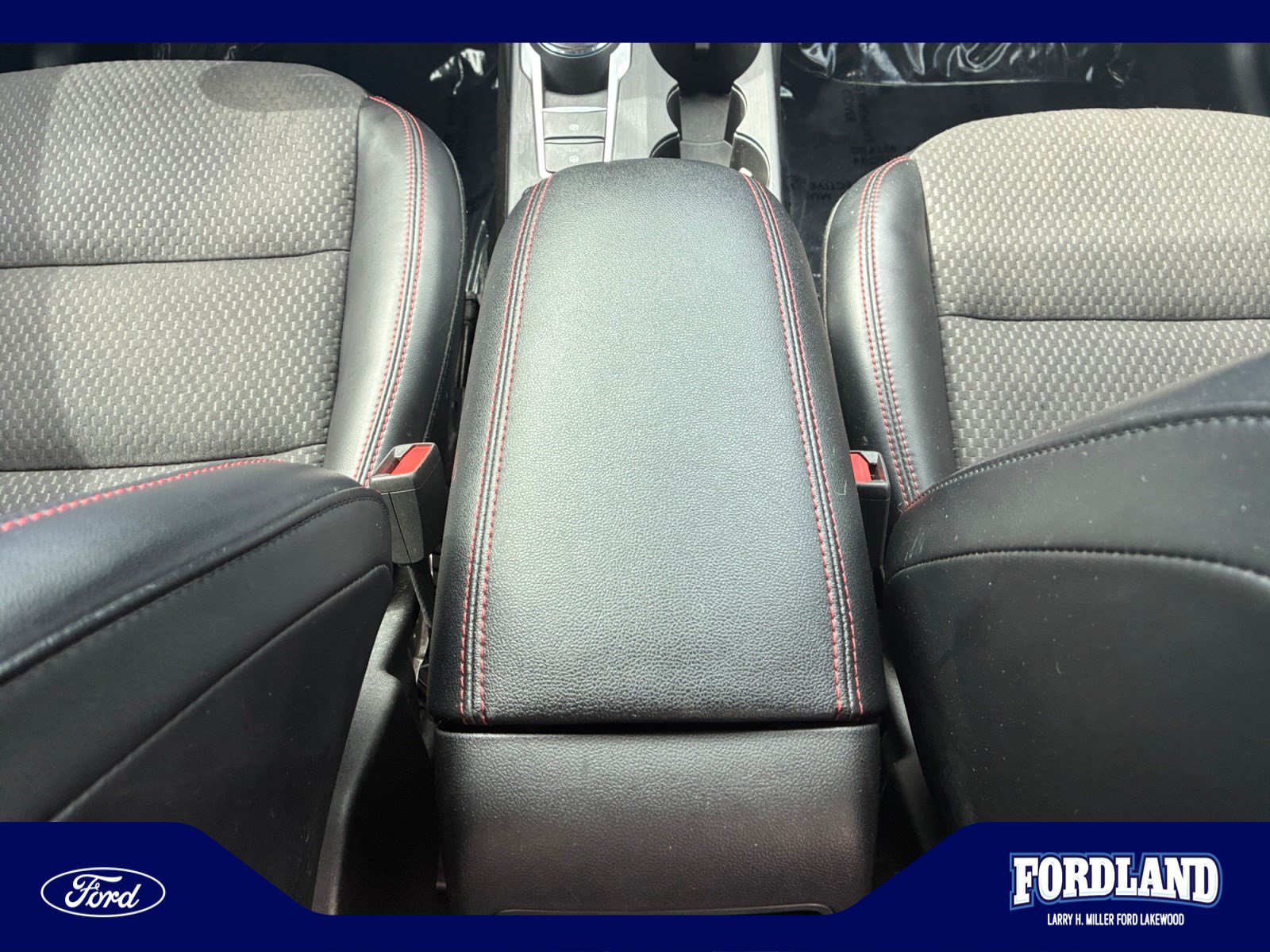 Used 2023 Ford Escape ST-Line AWD/4WD image 15