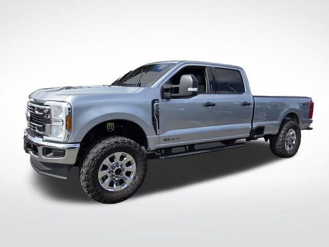 Certified 2024 Ford F350 XLT image 5