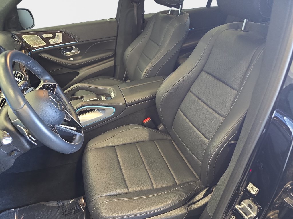 Used 2024 Mercedes-Benz GLS 450 4MATIC image 19