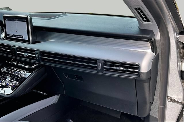 Used 2022 Lincoln Corsair AWD w/ Equipment Group 101A image 29