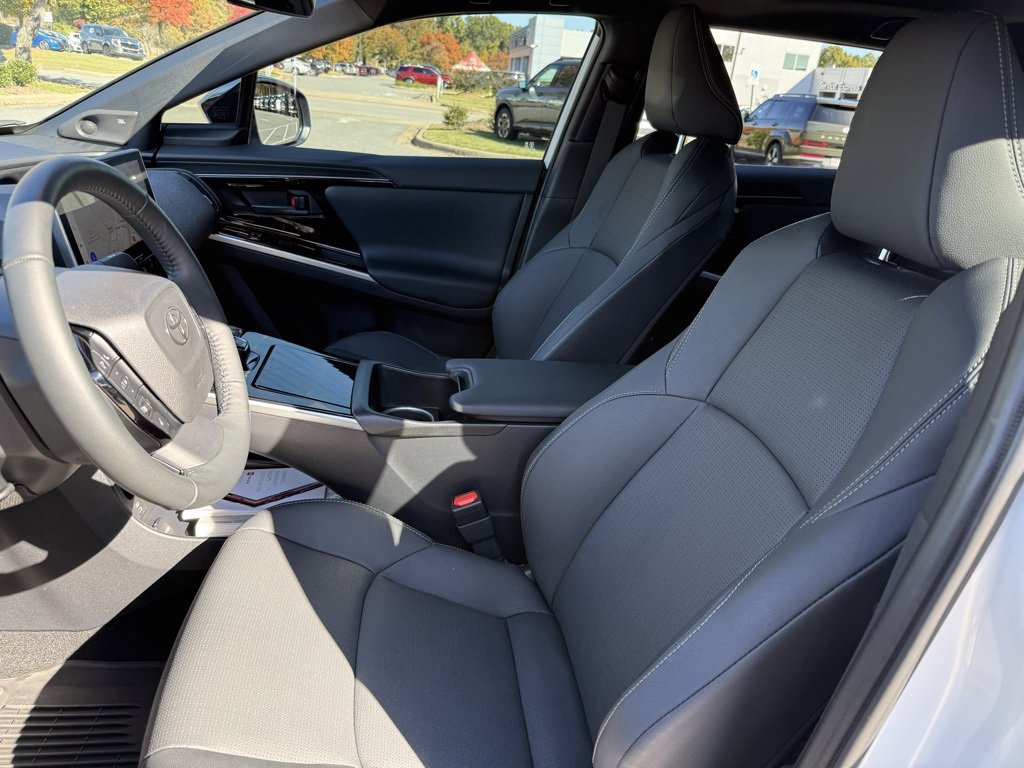 Used 2024 Toyota bZ4X Limited image 35