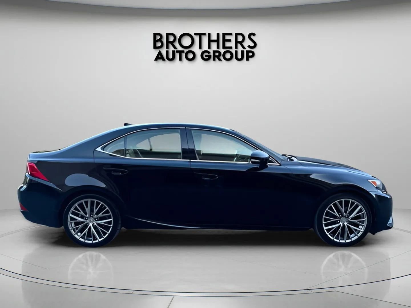 Used 2014 Lexus IS 250 w/ Luxury Package w/Brown Wood RWD image 11