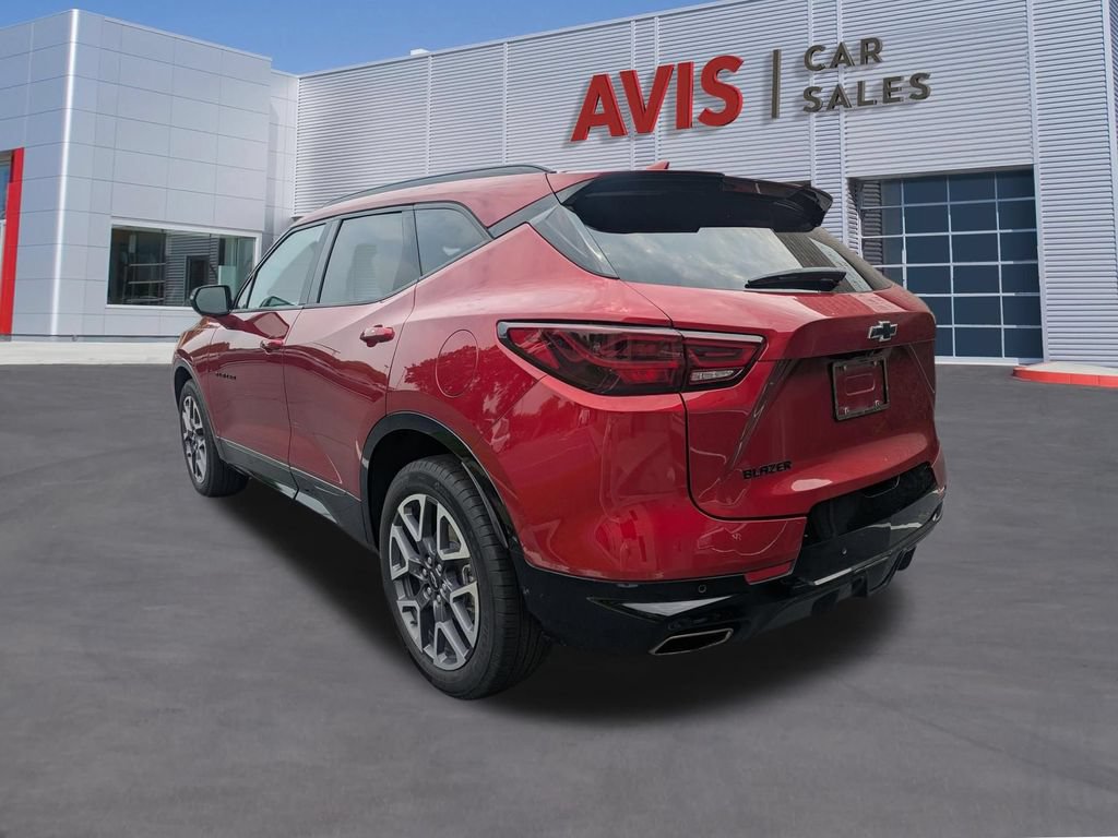 Used 2025 Chevrolet Blazer RS FWD image 9