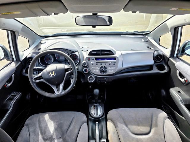 Used 2010 Honda Fit image 9