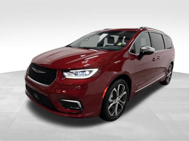 New 2026 Chrysler Pacifica Pinnacle FWD video 2