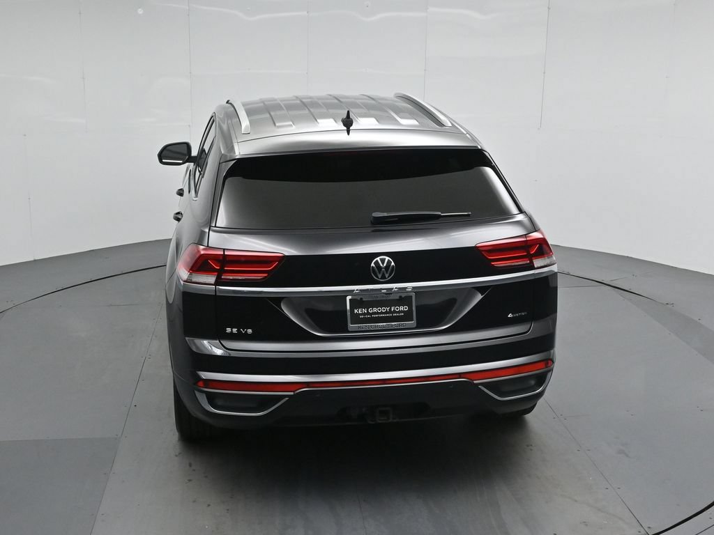 Used 2023 Volkswagen Atlas Cross Sport SE w/ Black Wheel Package AWD/4WD image 41