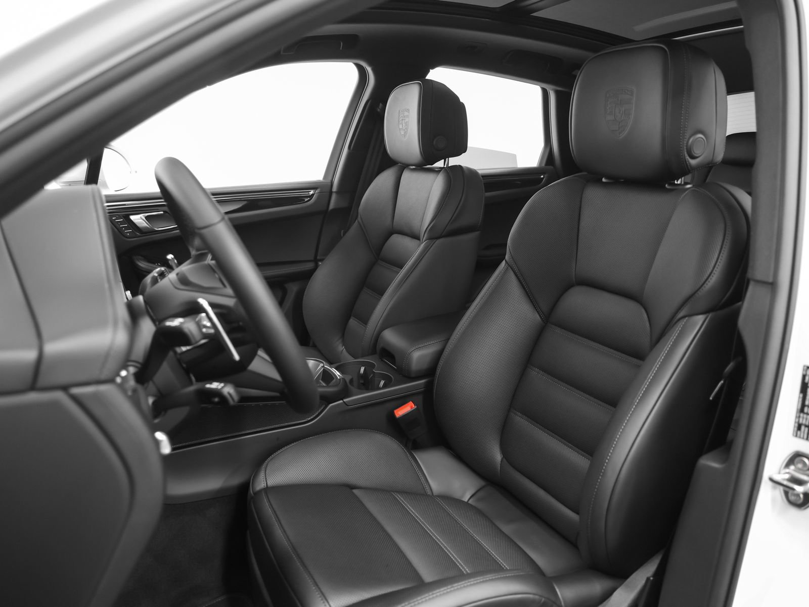 New 2026 Porsche Macan S image 5