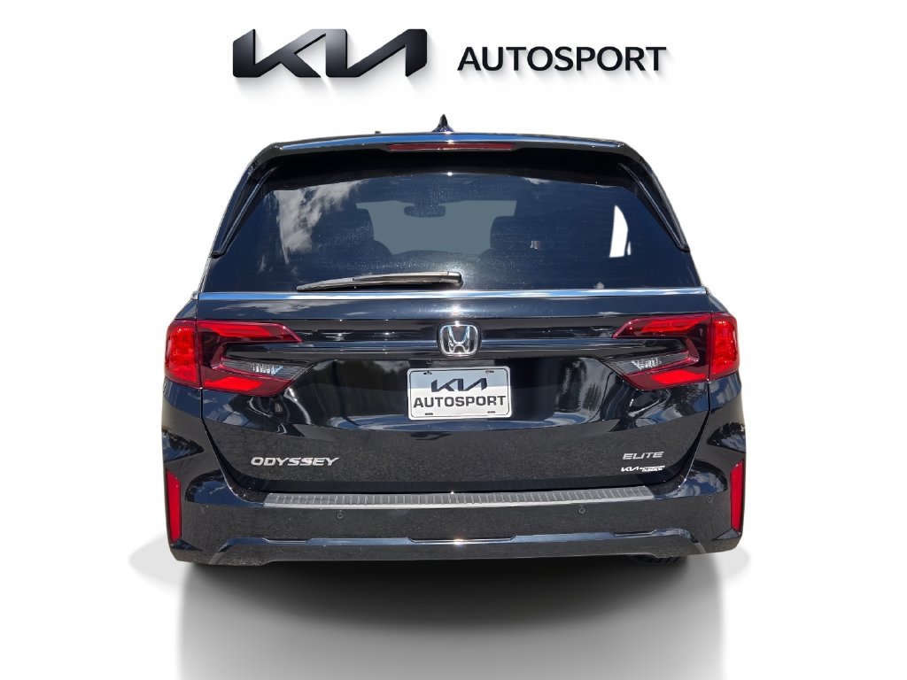 Used 2025 Honda Odyssey Elite image 9