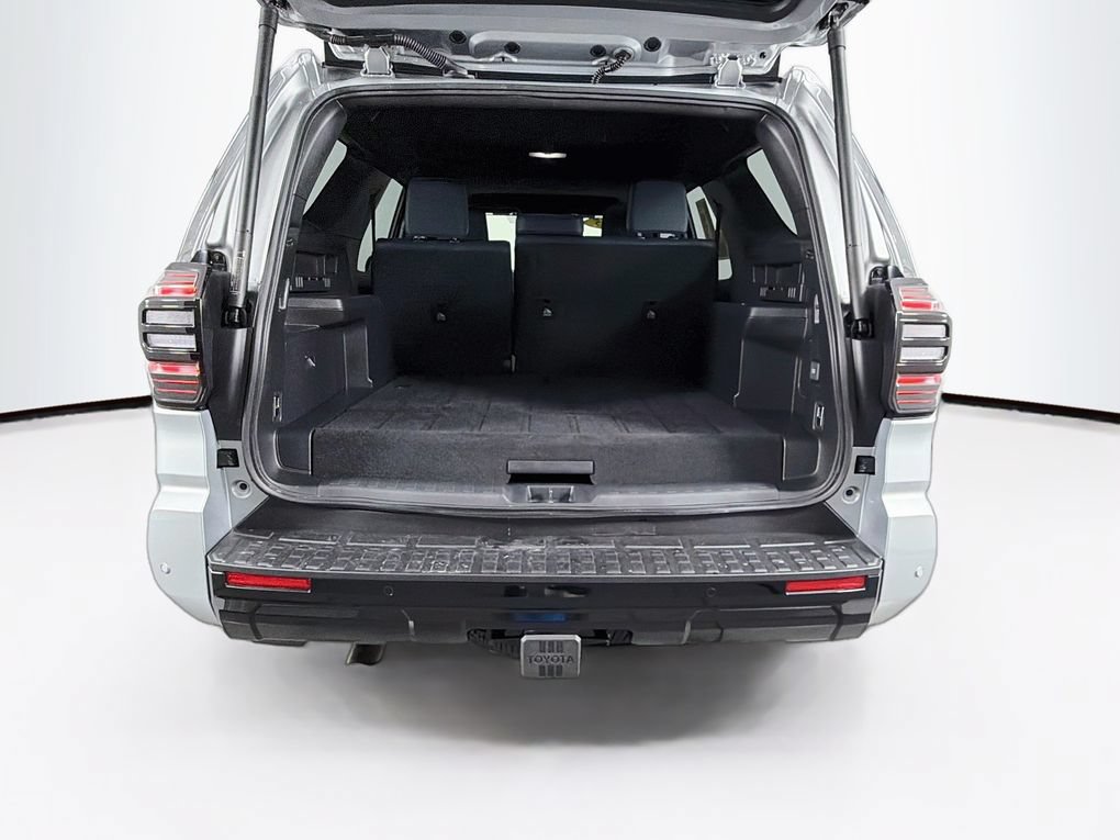 Used 2025 Toyota 4Runner Platinum AWD/4WD image 26