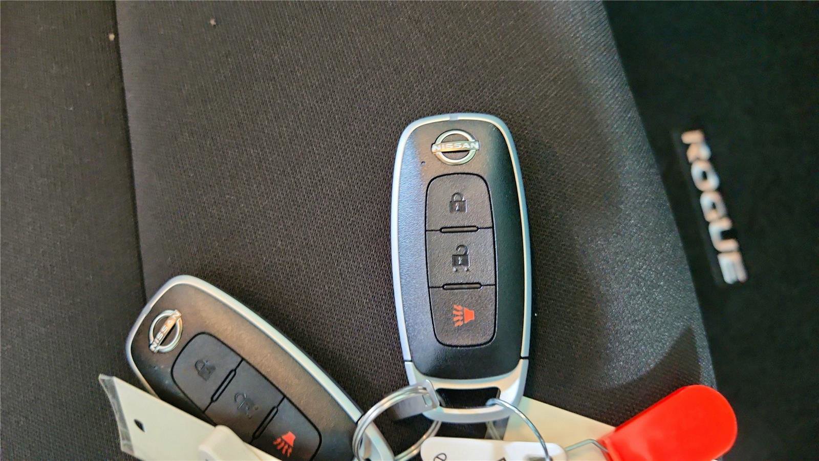 Certified 2026 Nissan Rogue S image 25