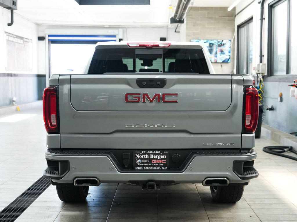 Used 2023 GMC Sierra 1500 Denali w/ Denali Reserve Package AWD/4WD image 7