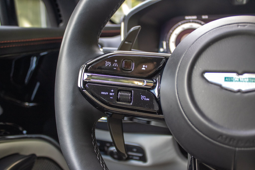 Used 2025 Aston Martin DBX 707 AWD/4WD image 13
