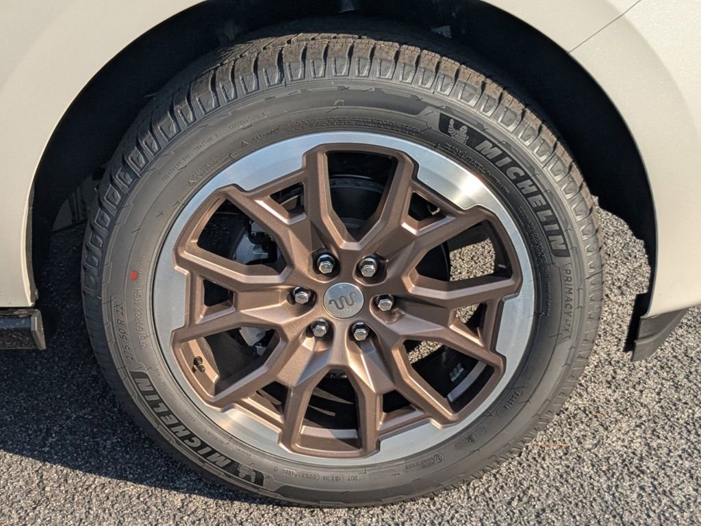 New 2025 Ford Expedition King Ranch image 11