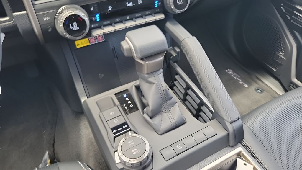 New 2026 Toyota 4Runner Limited AWD/4WD image 14