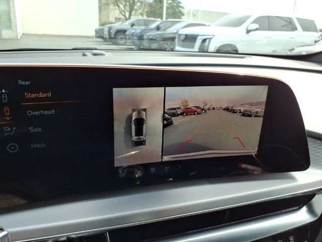Used 2026 Cadillac Lyriq Luxury AWD/4WD image 29