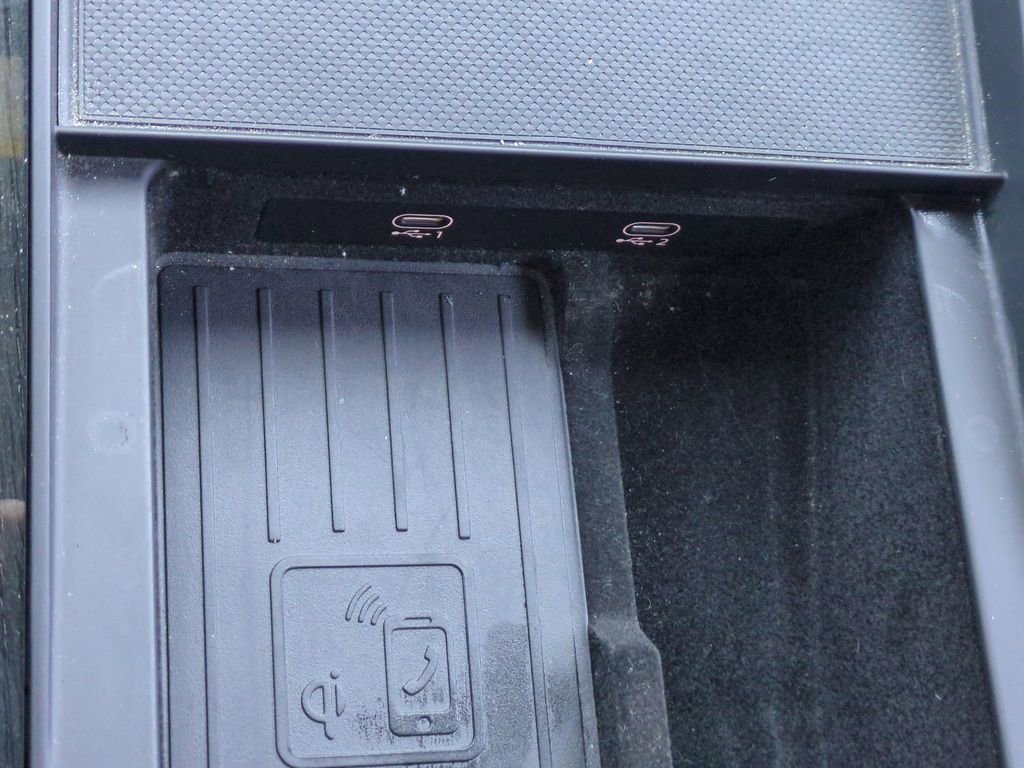 Used 2021 Audi Q8 Premium Plus w/ Premium Plus Package image 23