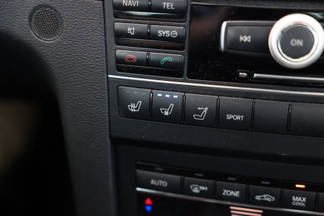 Used 2011 Mercedes-Benz E 550 Cabriolet w/ Premium 2 Pkg image 37