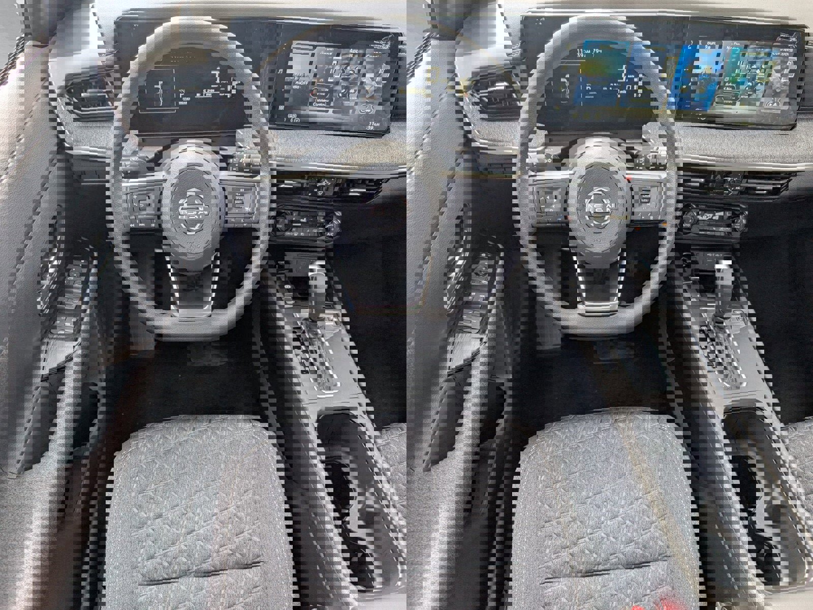 New 2026 Nissan Kicks SV w/ SV Premium Package image 7