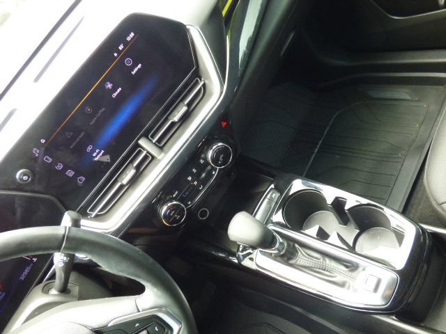 Used 2024 Chevrolet Trax ACTIV w/ Sunroof Package FWD image 27