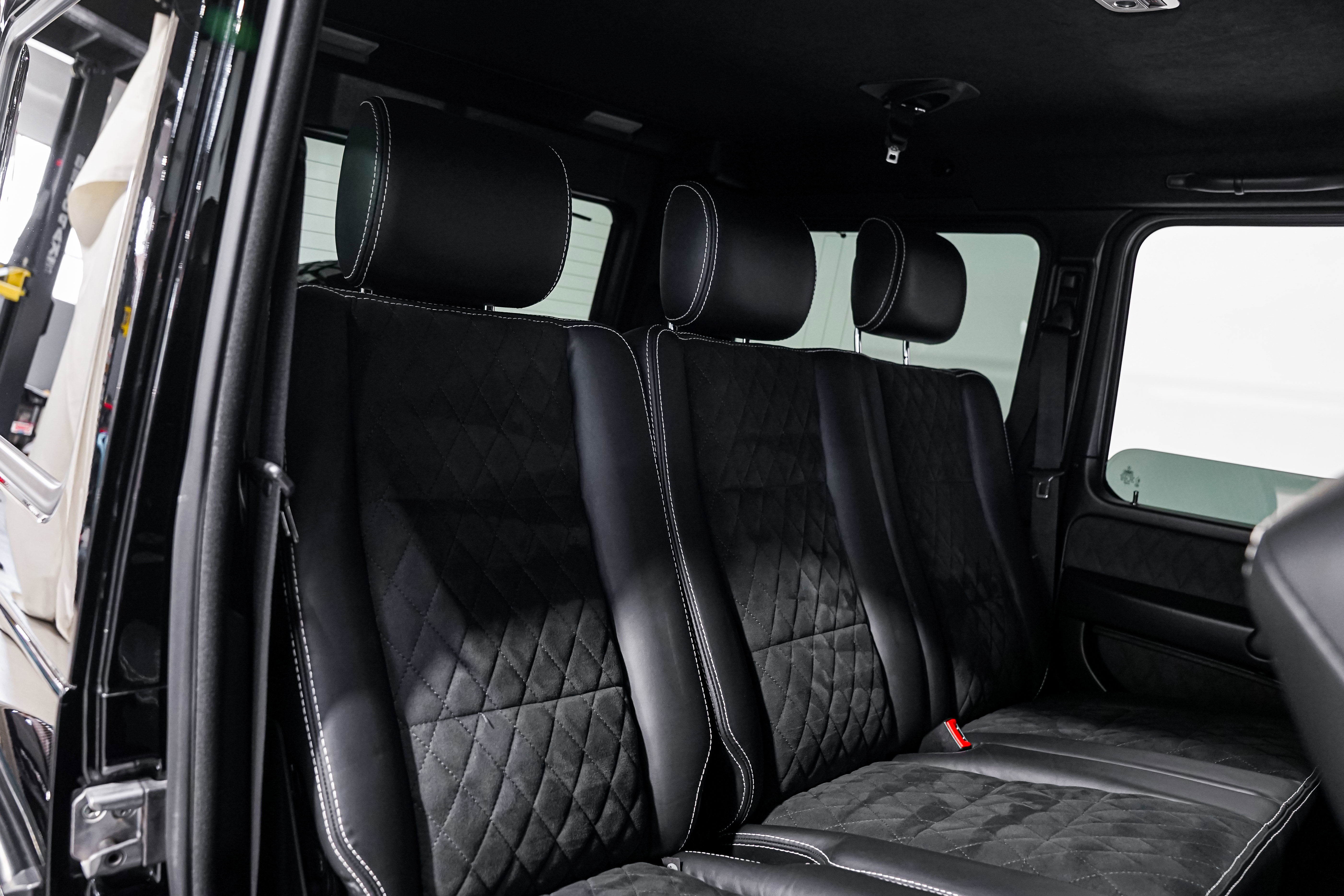 Used 2017 Mercedes-Benz G 550 Squared image 35