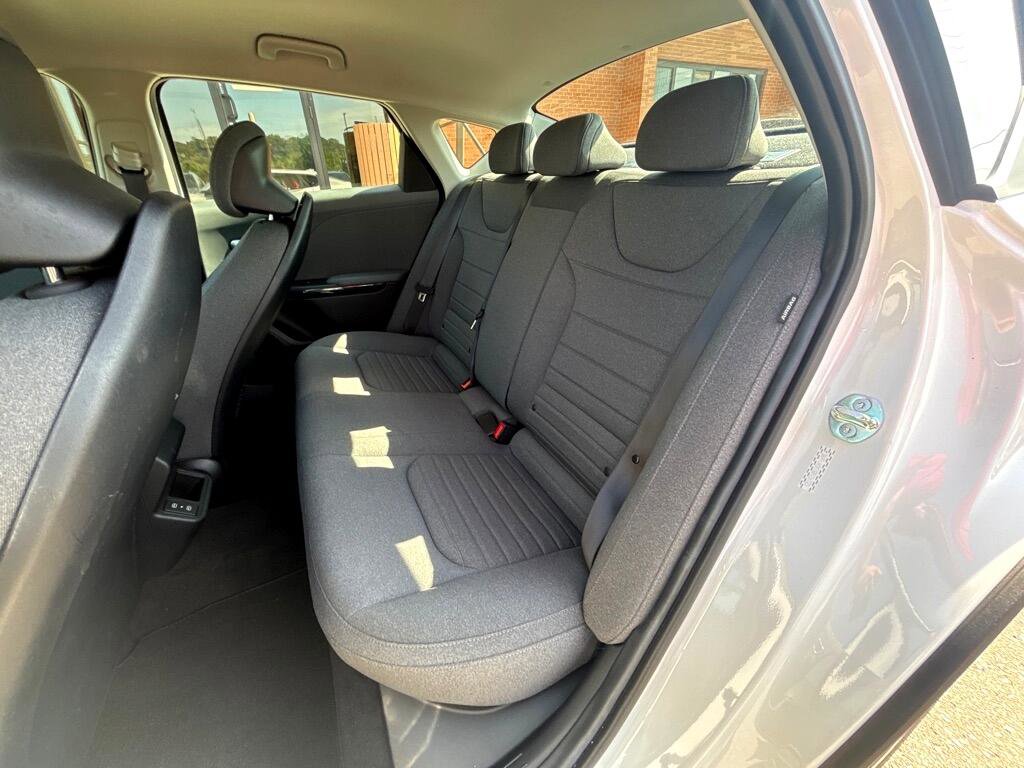 Used 2025 Kia K4 EX image 14