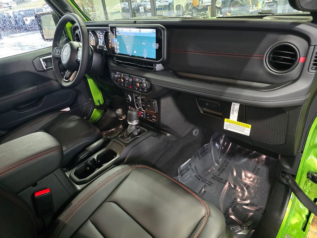 New 2026 Jeep Wrangler Unlimited Rubicon w/ Safety Group image 30