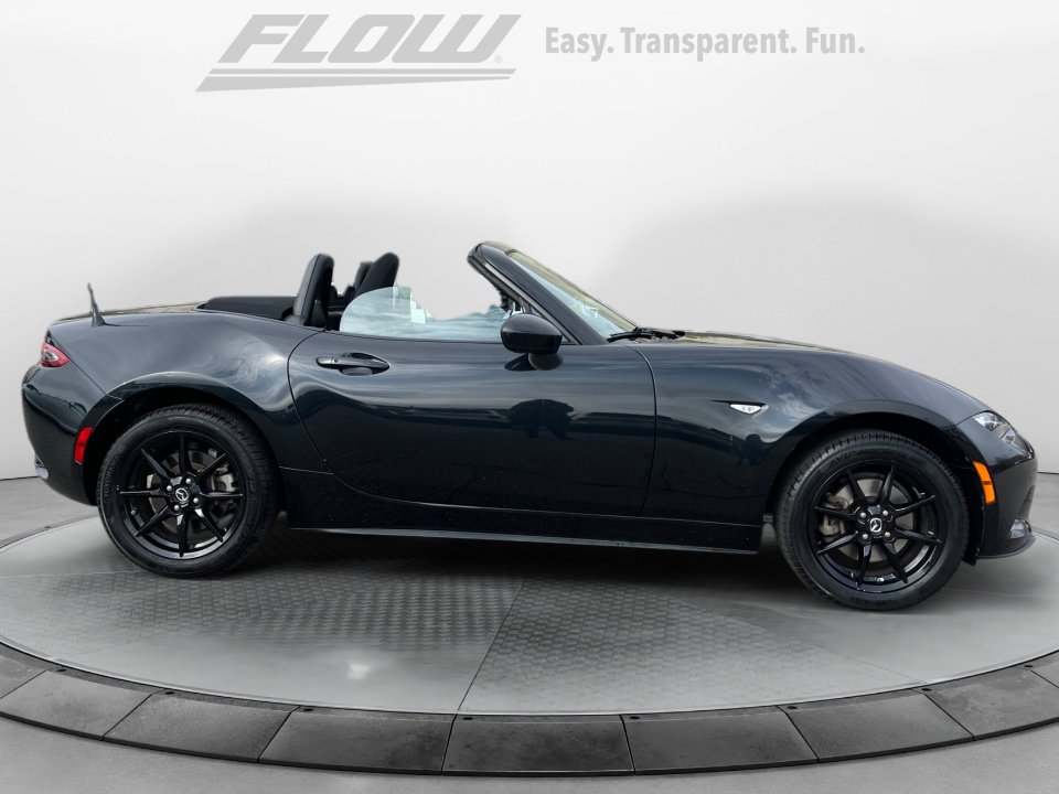 Used 2019 MAZDA MX-5 Miata Sport w/ I-ACTIVSENSE Sport Package image 10