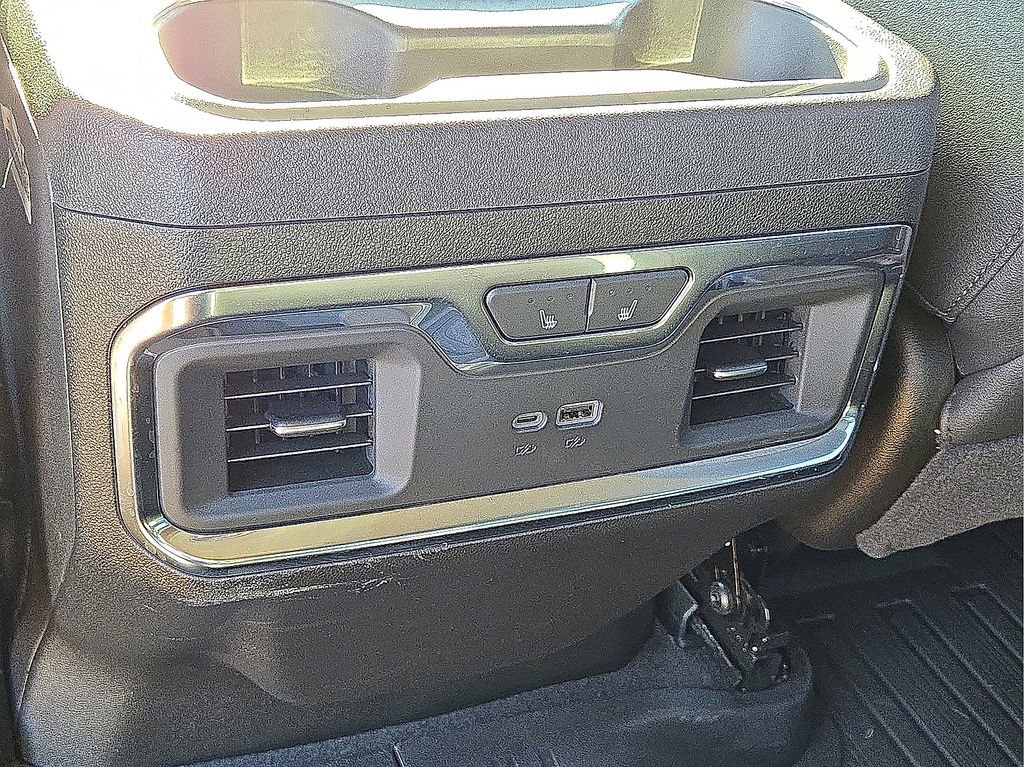 Used 2025 GMC Sierra 2500 SLT w/ SLT Premium Package image 18