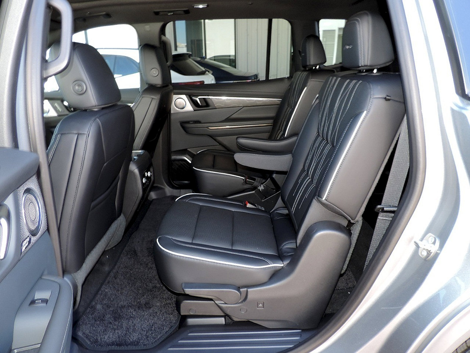 New 2026 Buick Enclave Avenir w/ Super Cruise Package image 18
