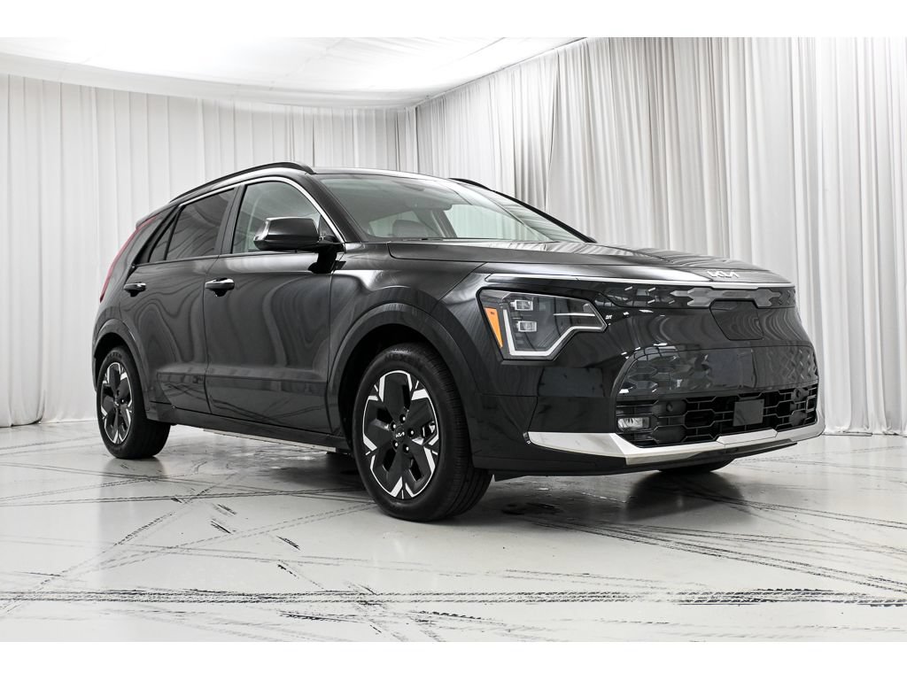 Certified 2025 Kia Niro Wave w/ Wave Preserve Package FWD image 2
