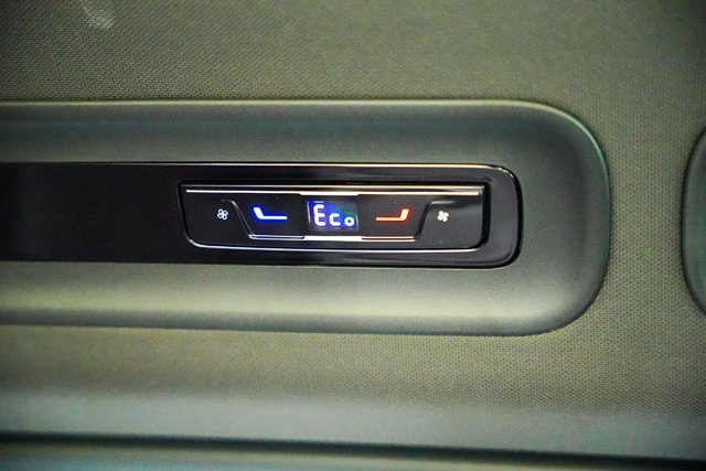 New 2025 Volkswagen ID. Buzz Pro S image 34