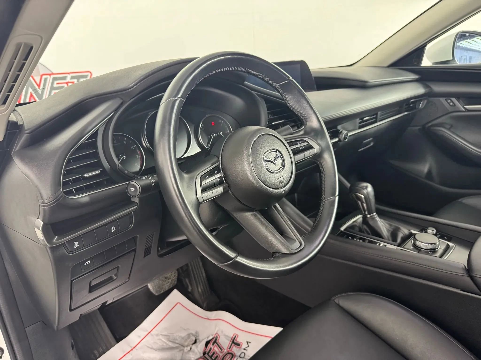 Used 2023 MAZDA MAZDA3 s FWD image 10