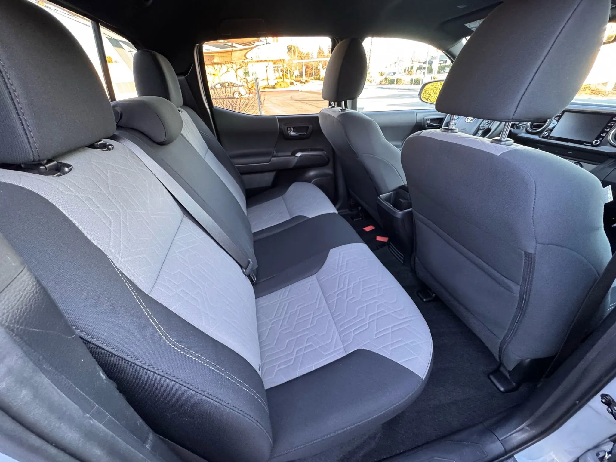 Used 2020 Toyota Tacoma TRD Off-Road image 16