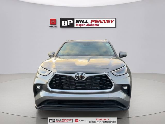 New 2026 Toyota Highlander XLE image 8