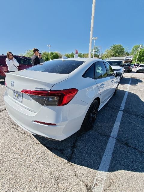 Used 2022 Honda Civic Sport image 8