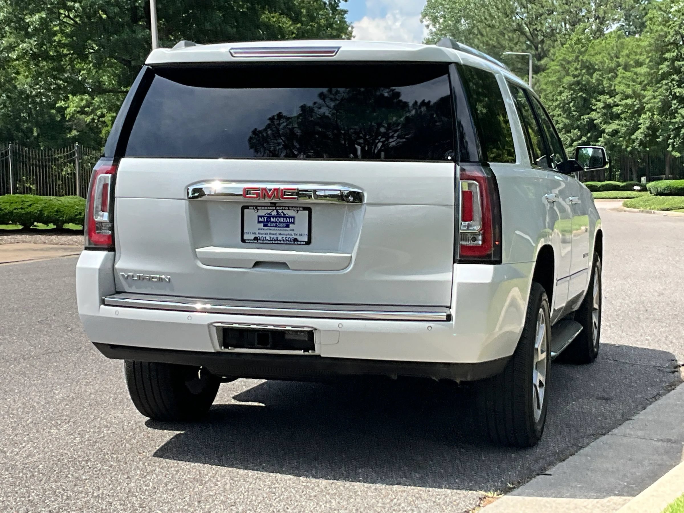 Used 2020 GMC Yukon Denali w/ Open Road Package RWD image 6