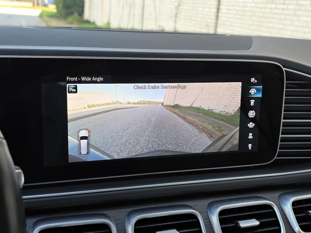 Used 2021 Mercedes-Benz GLS 450 4MATIC image 22