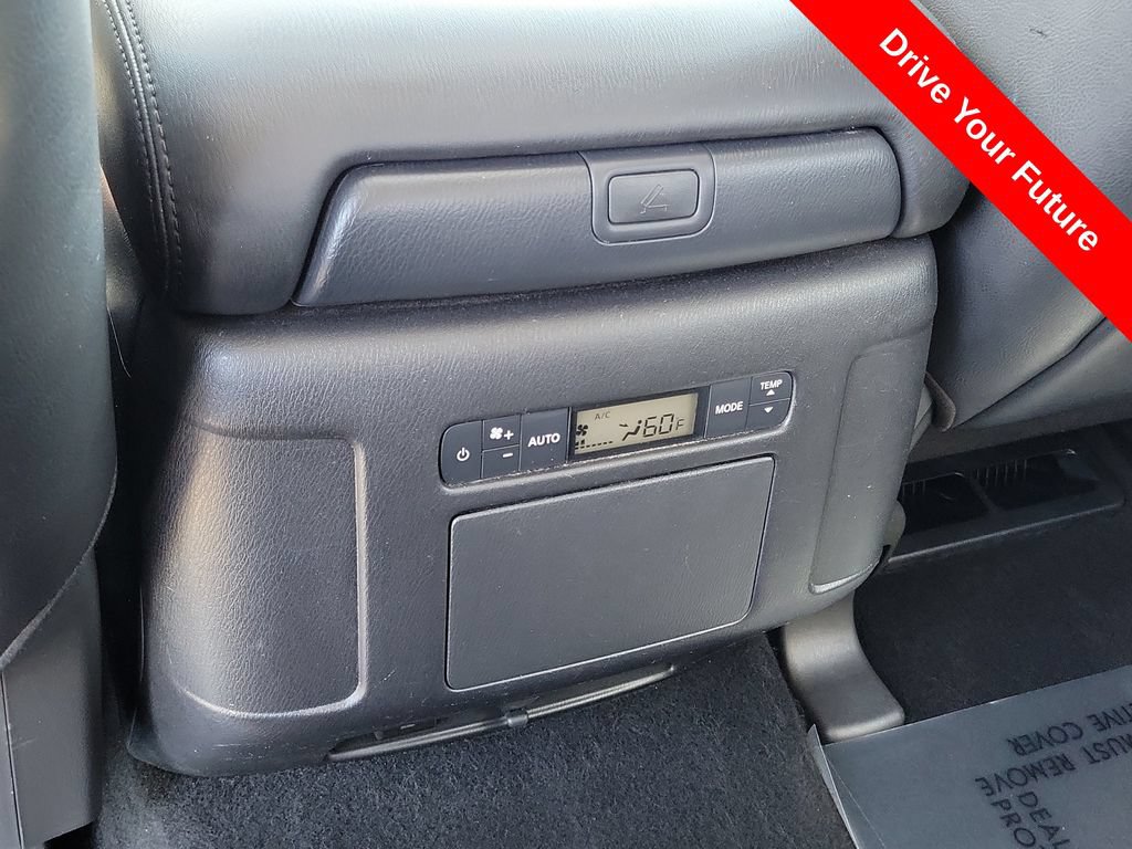 Used 2023 Nissan Armada SL w/ Captain's Chairs Package AWD/4WD image 26