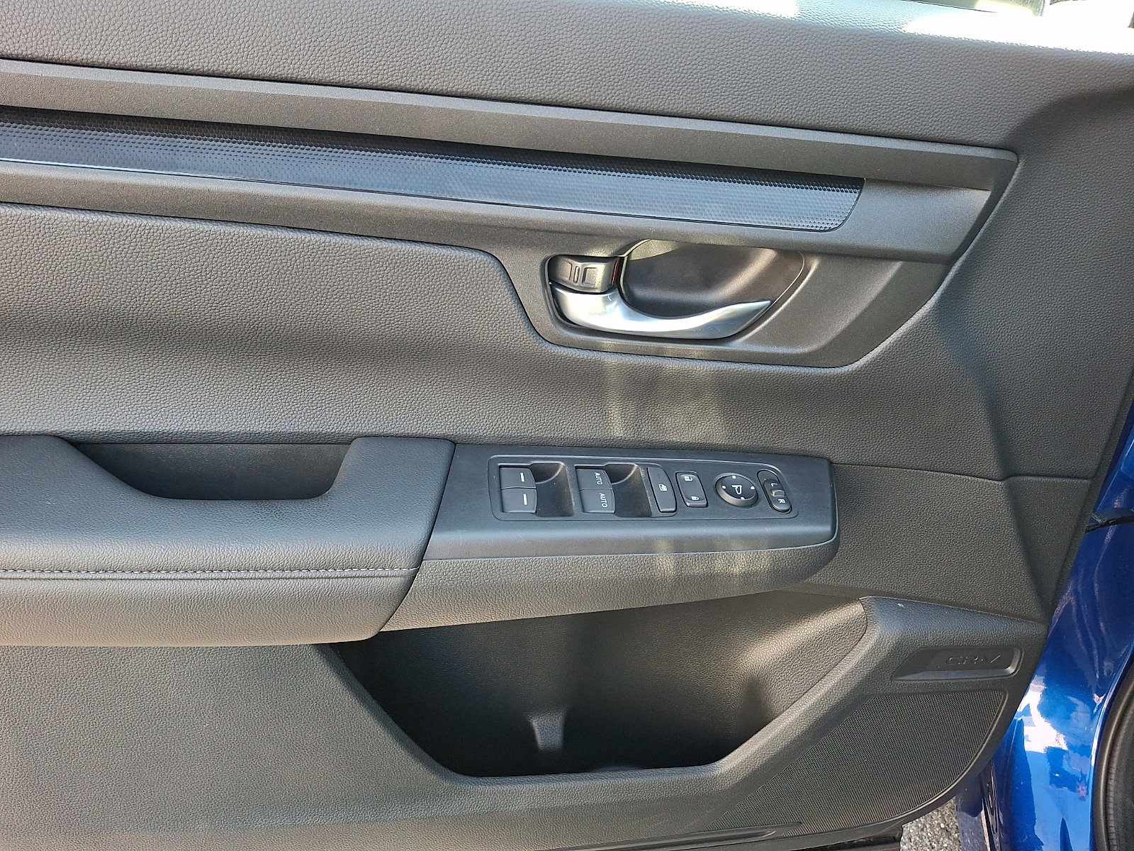 Certified 2025 Honda CR-V EX image 13