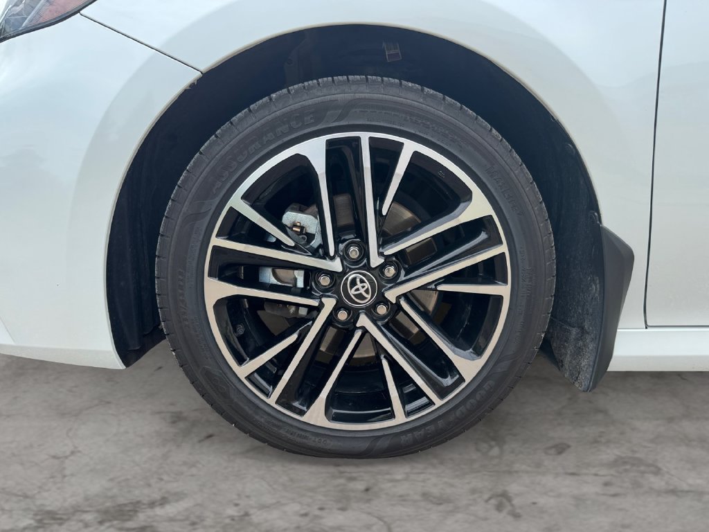 Certified 2025 Toyota Camry XLE w/ Premium Plus Package AWD/4WD image 9