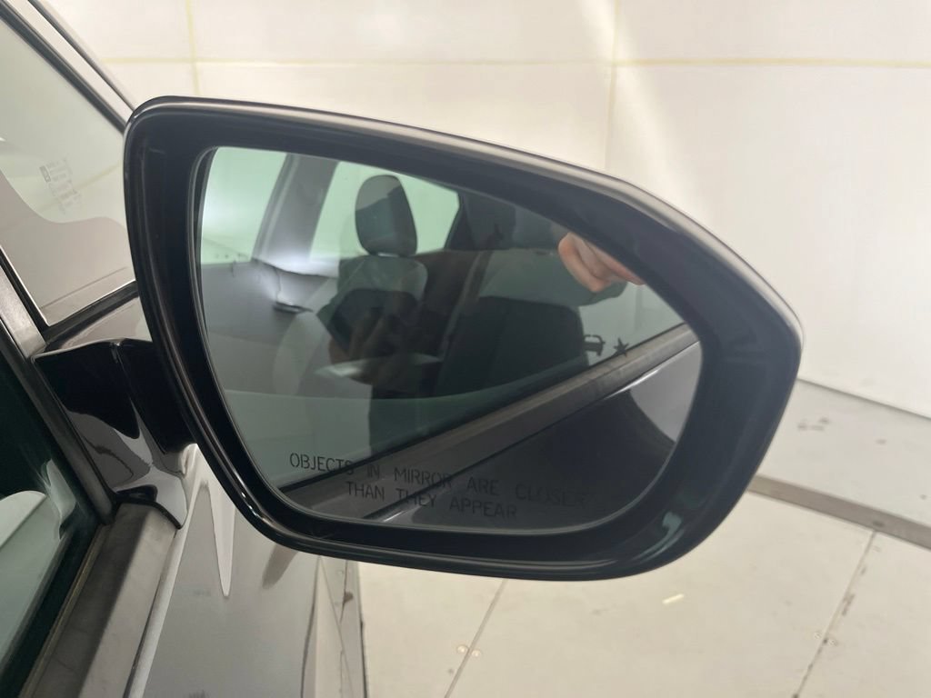 Used 2020 Chevrolet Bolt LT FWD image 48