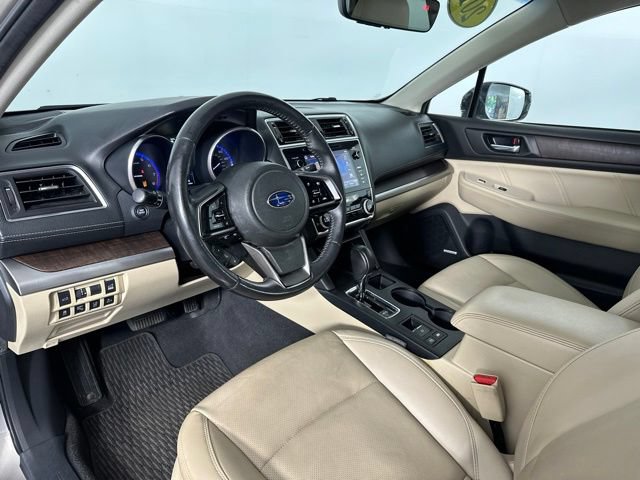 Used 2019 Subaru Outback 2.5i Limited AWD/4WD image 12